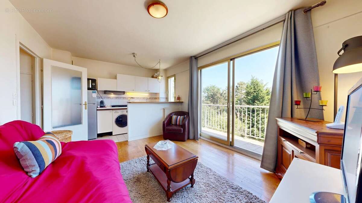 Appartement à LE RAINCY