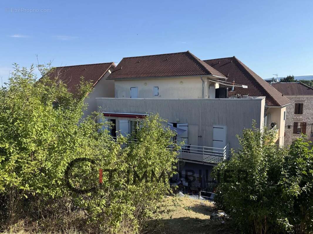 Appartement à MORESTEL