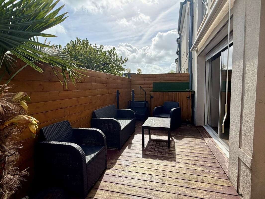 Appartement à LION-SUR-MER
