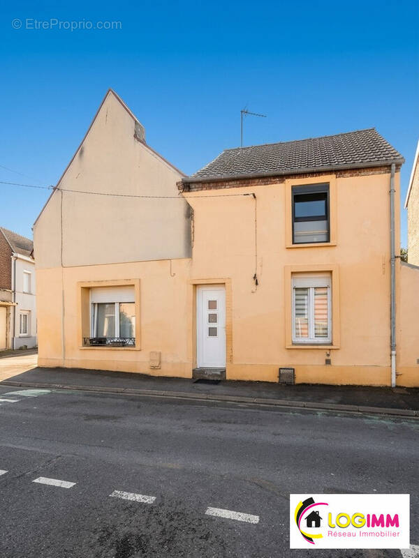 Maison à BEUVRAGES