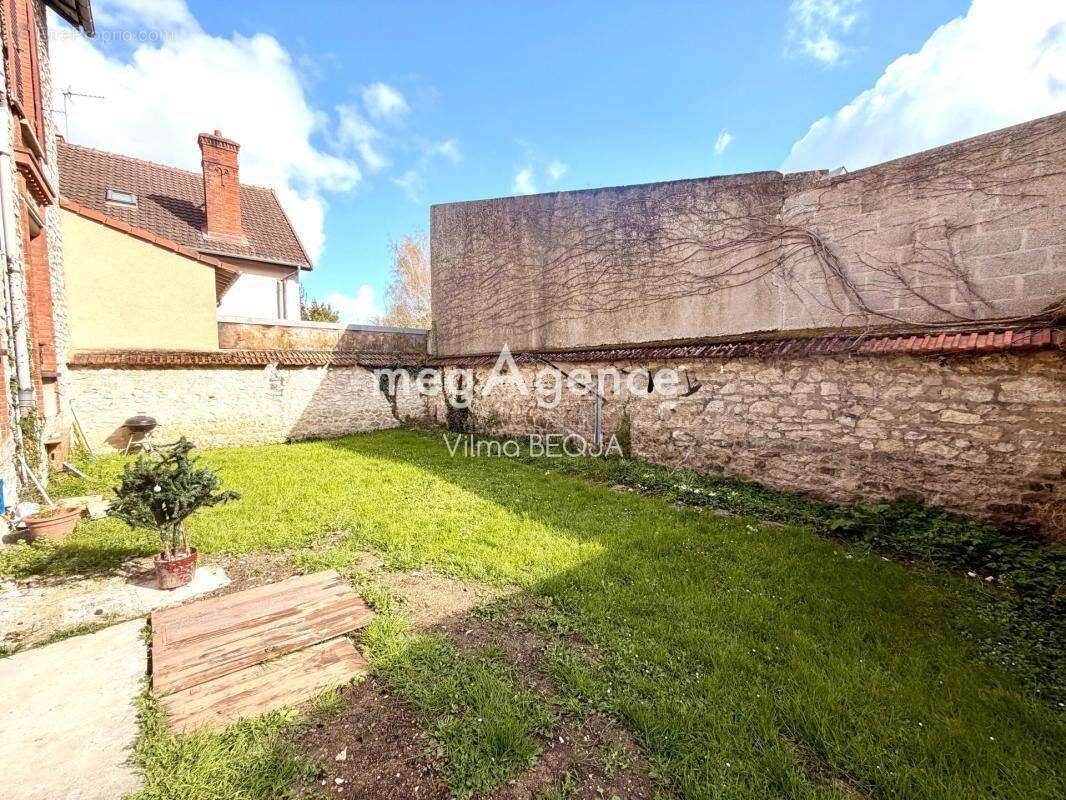 Appartement à MONTEREAU-FAULT-YONNE