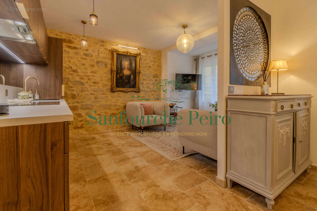 Appartement à SARLAT-LA-CANEDA