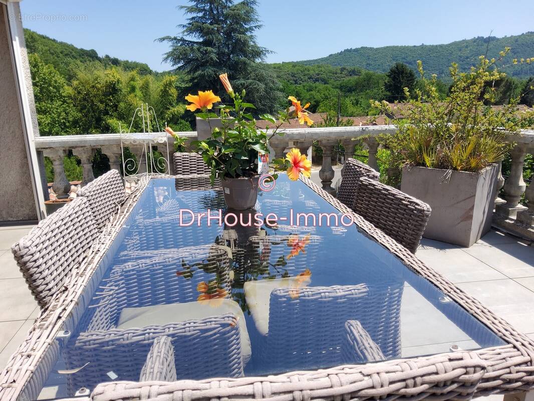 Maison à MOLIERES-SUR-CEZE