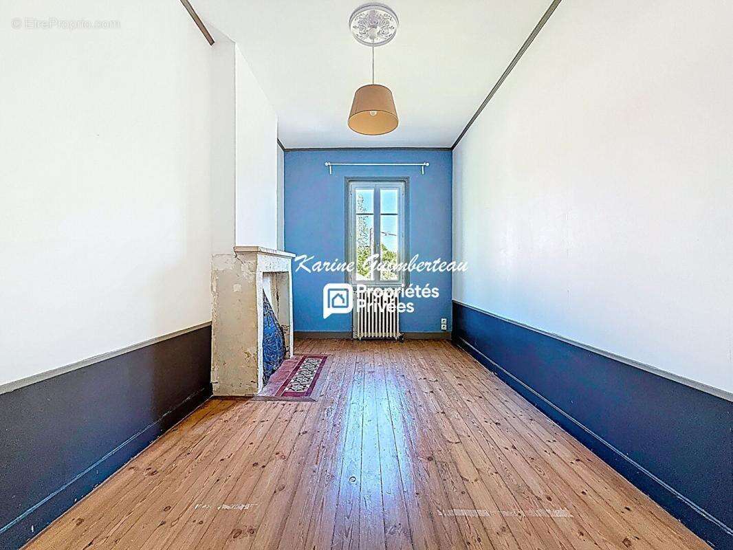 Maison à FRONSAC