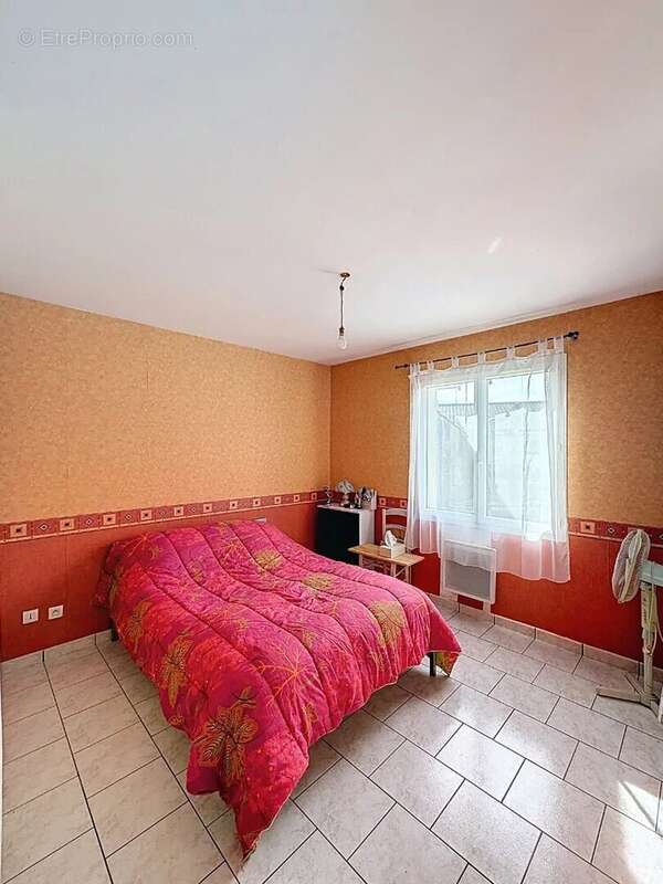 Maison à PARENTIS-EN-BORN