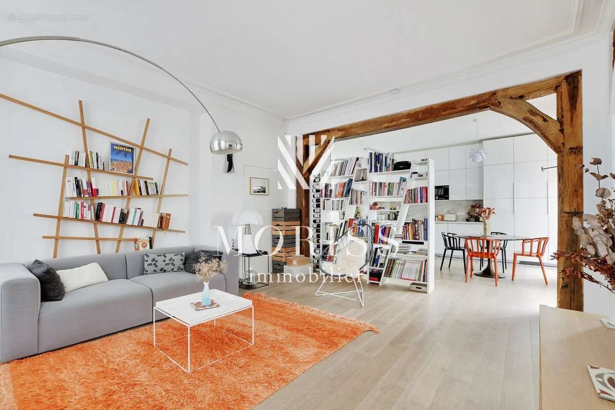 Appartement à PARIS-3E