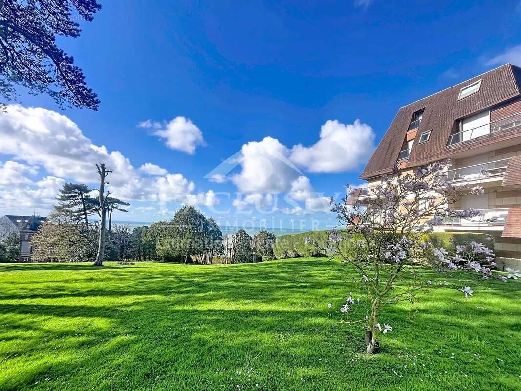 Appartement à TROUVILLE-SUR-MER