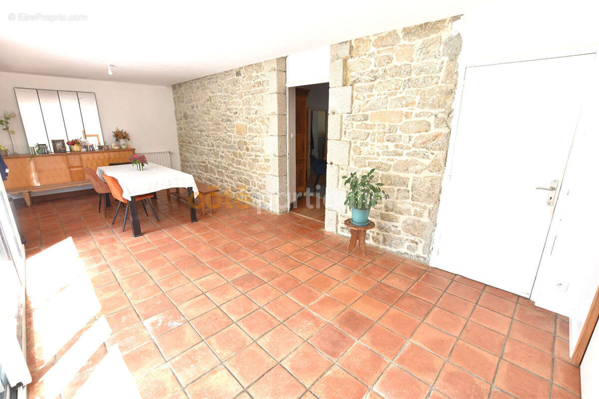 Maison Lesneven - 7 pièces -167 m2 - photo 4