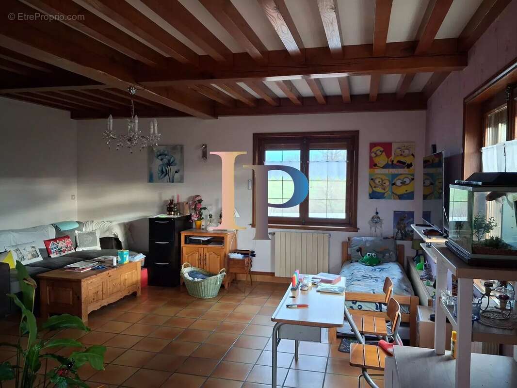 Maison à VOUGY