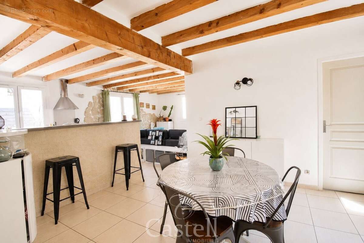 Appartement à FLORENSAC