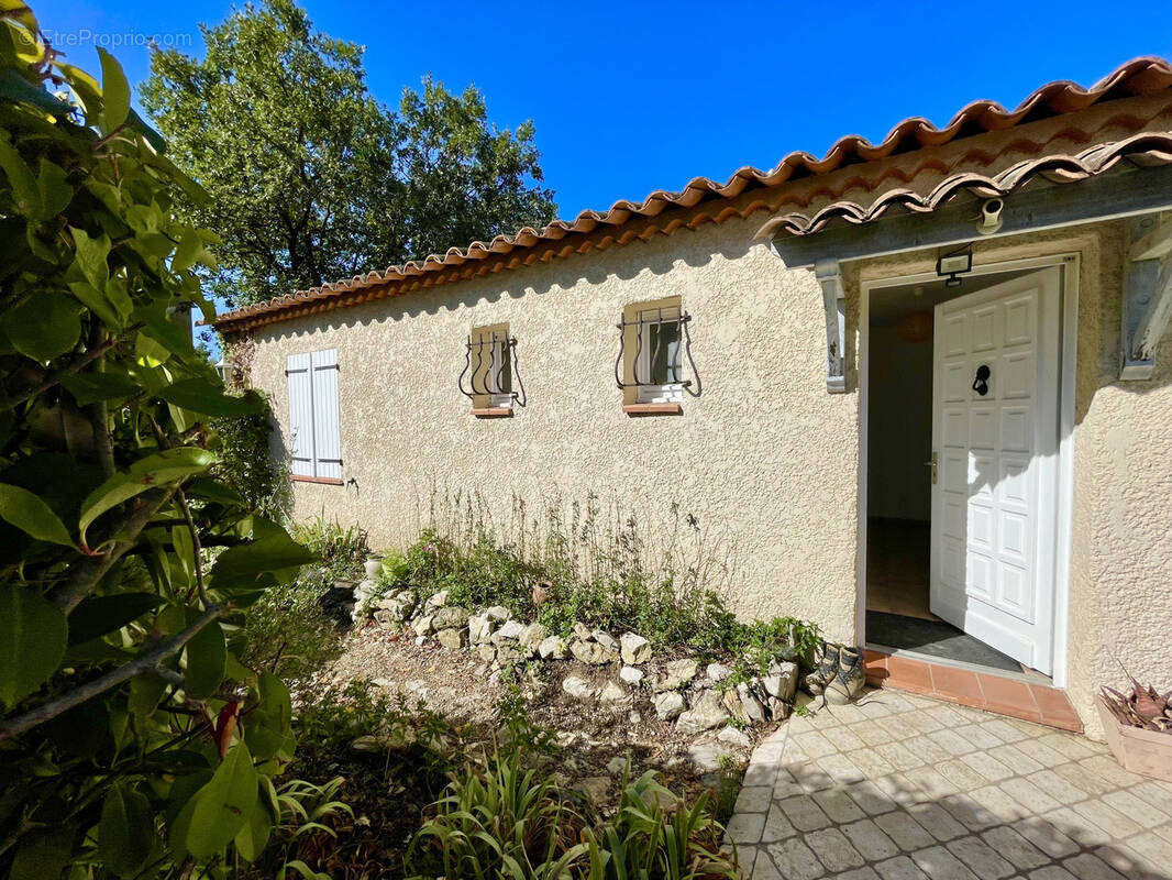 Maison à FAYENCE