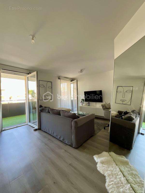 Appartement 2 pièces de 42 m² – Neuf 2024, terrasse, parking boxé et prestations de qualité - photo 2