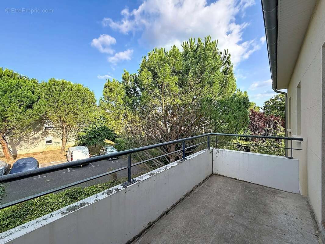 AUCH- T2 de 38m² avec balcon et place de parking - photo 4