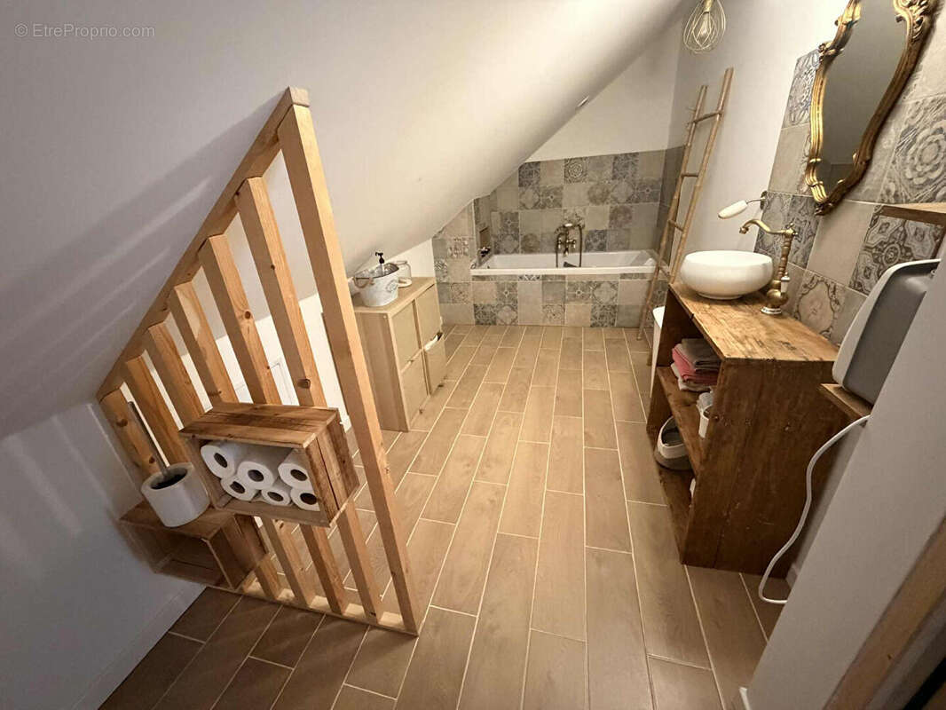 Maison à ROMBIES-ET-MARCHIPONT