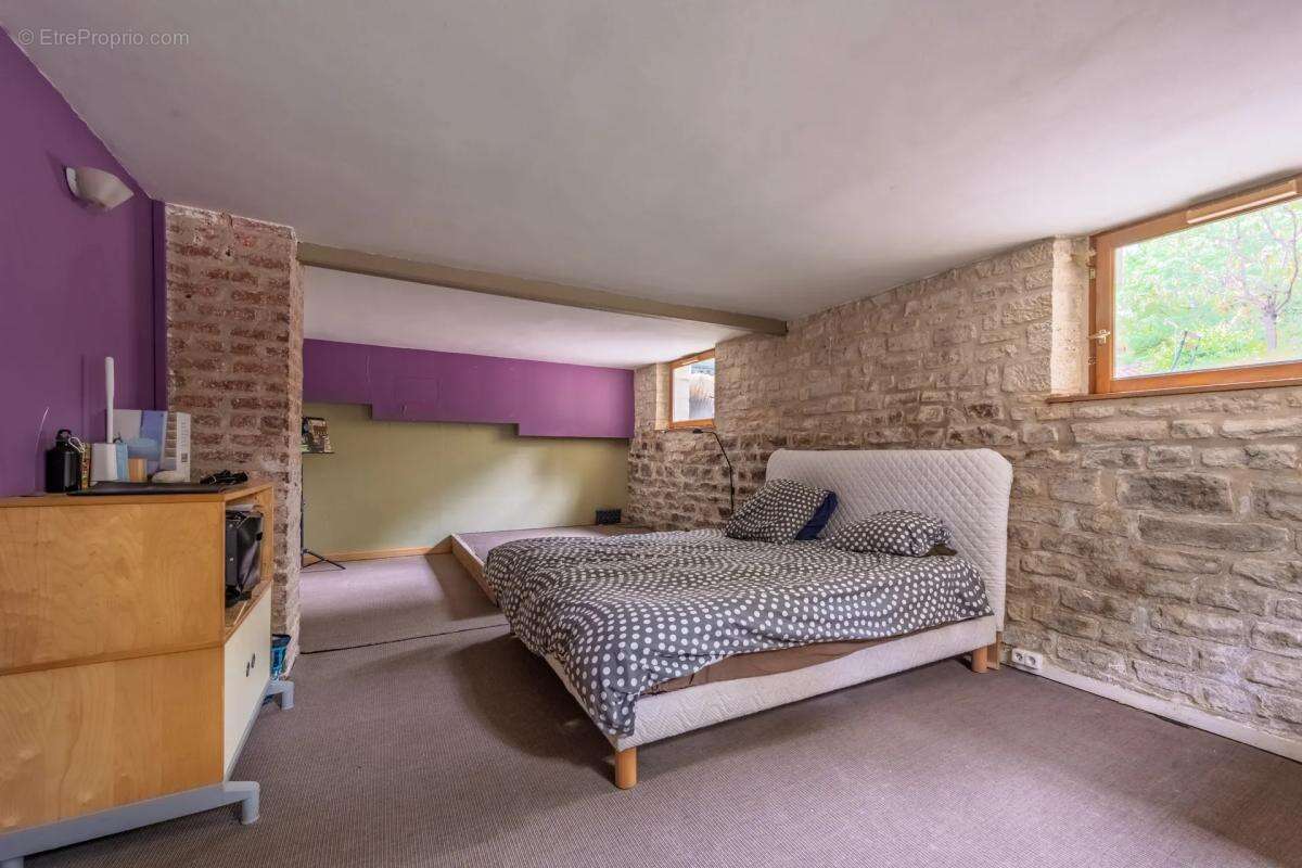 Maison de 5 pièces de 152 m² à Saint-Maur-des-Fossés - photo 6