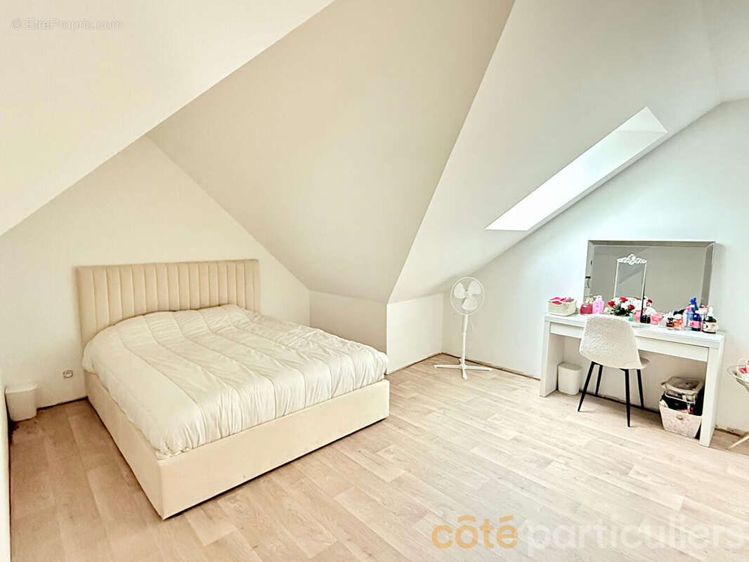 Maison à CHATEAU-RENAULT