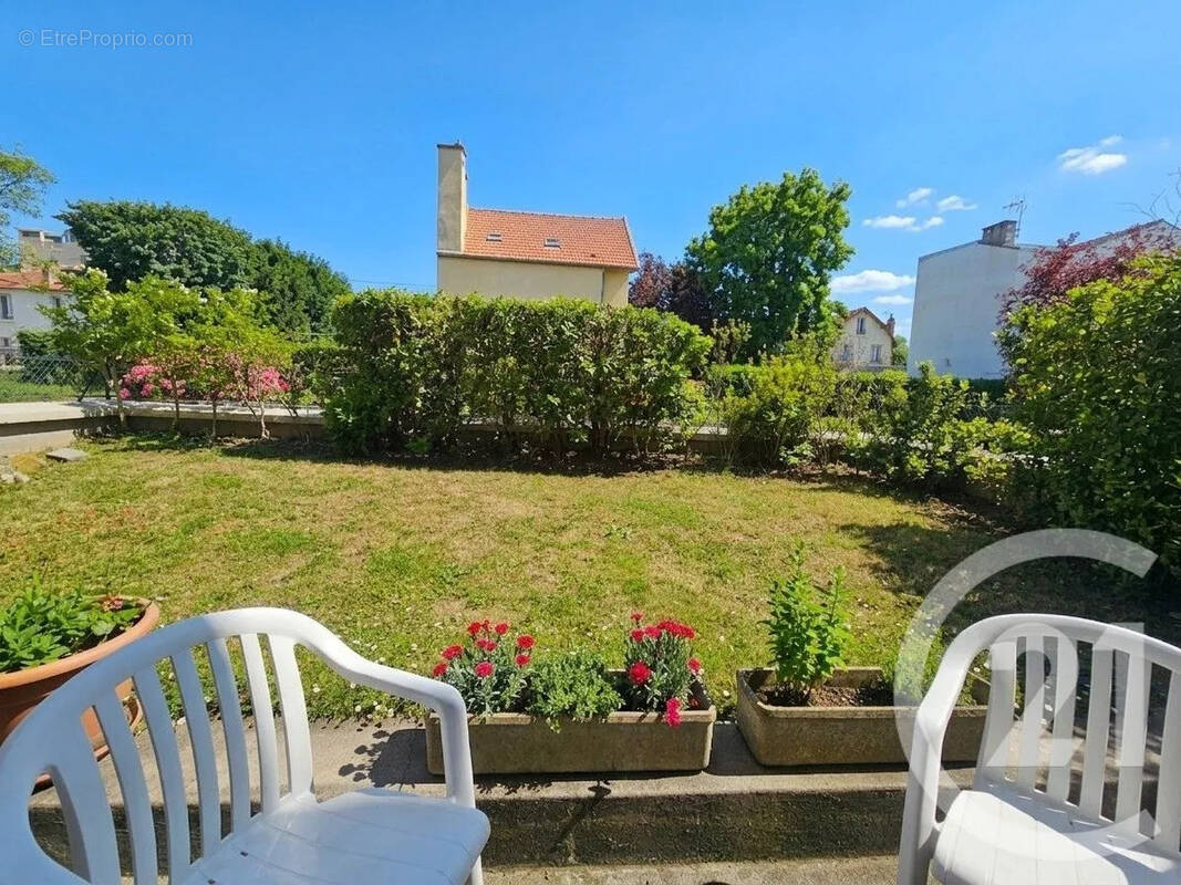 Appartement à SAINT-MAUR-DES-FOSSES