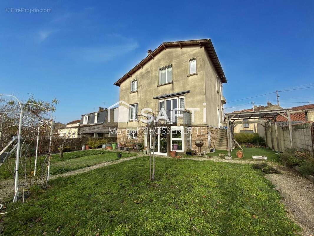 Photo 9 - Maison à SAINT-JEAN-D'ANGELY