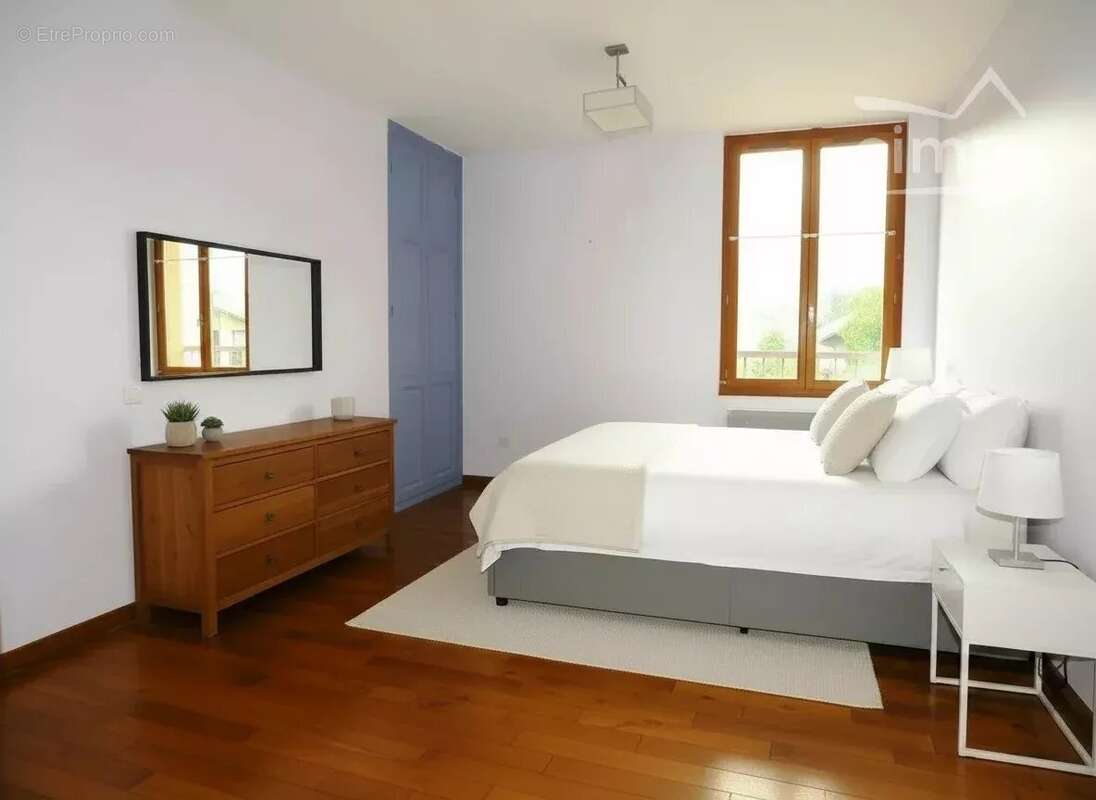 Appartement à VILLARD-BONNOT