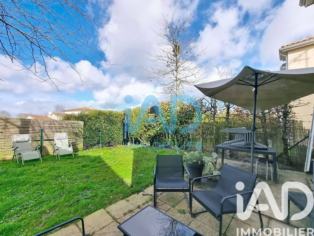 Photo 1 - Maison à POITIERS