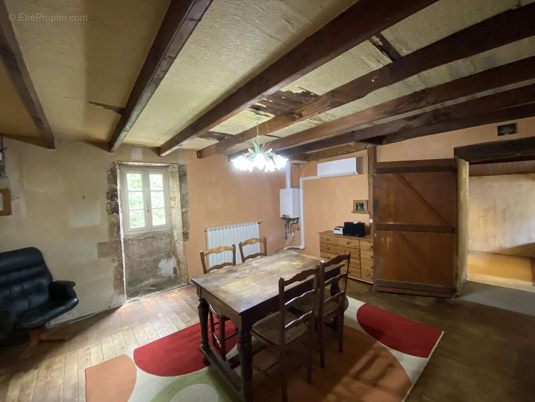 Maison à LAUZERTE