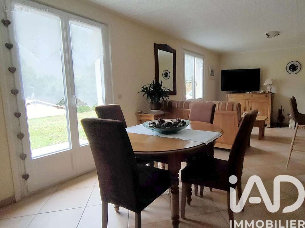 Photo 4 - Maison à COURNIOU