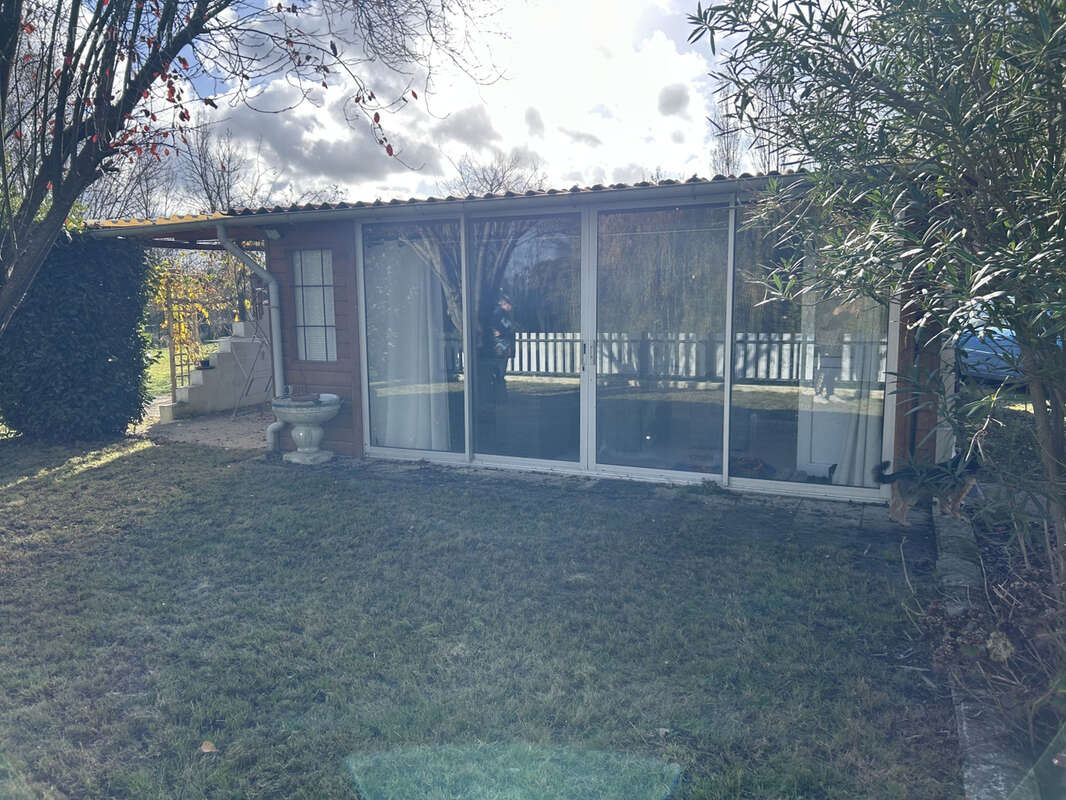 Maison à SAINT-JEAN-DE-LIVERSAY