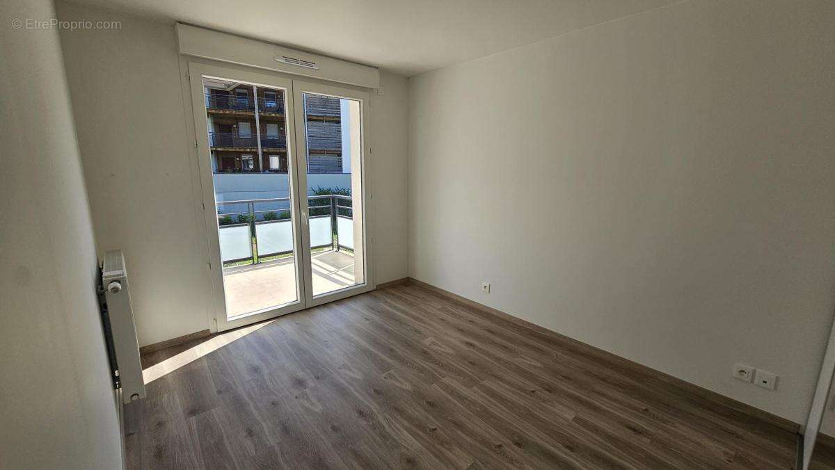 Appartement à JACOB-BELLECOMBETTE