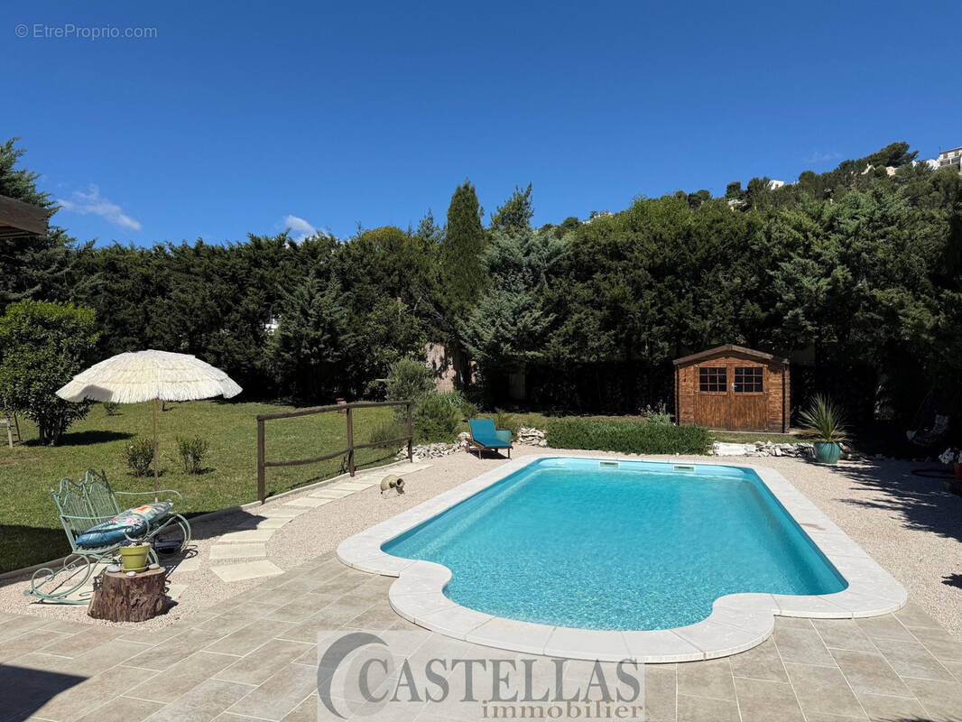 Maison à CARNOUX-EN-PROVENCE
