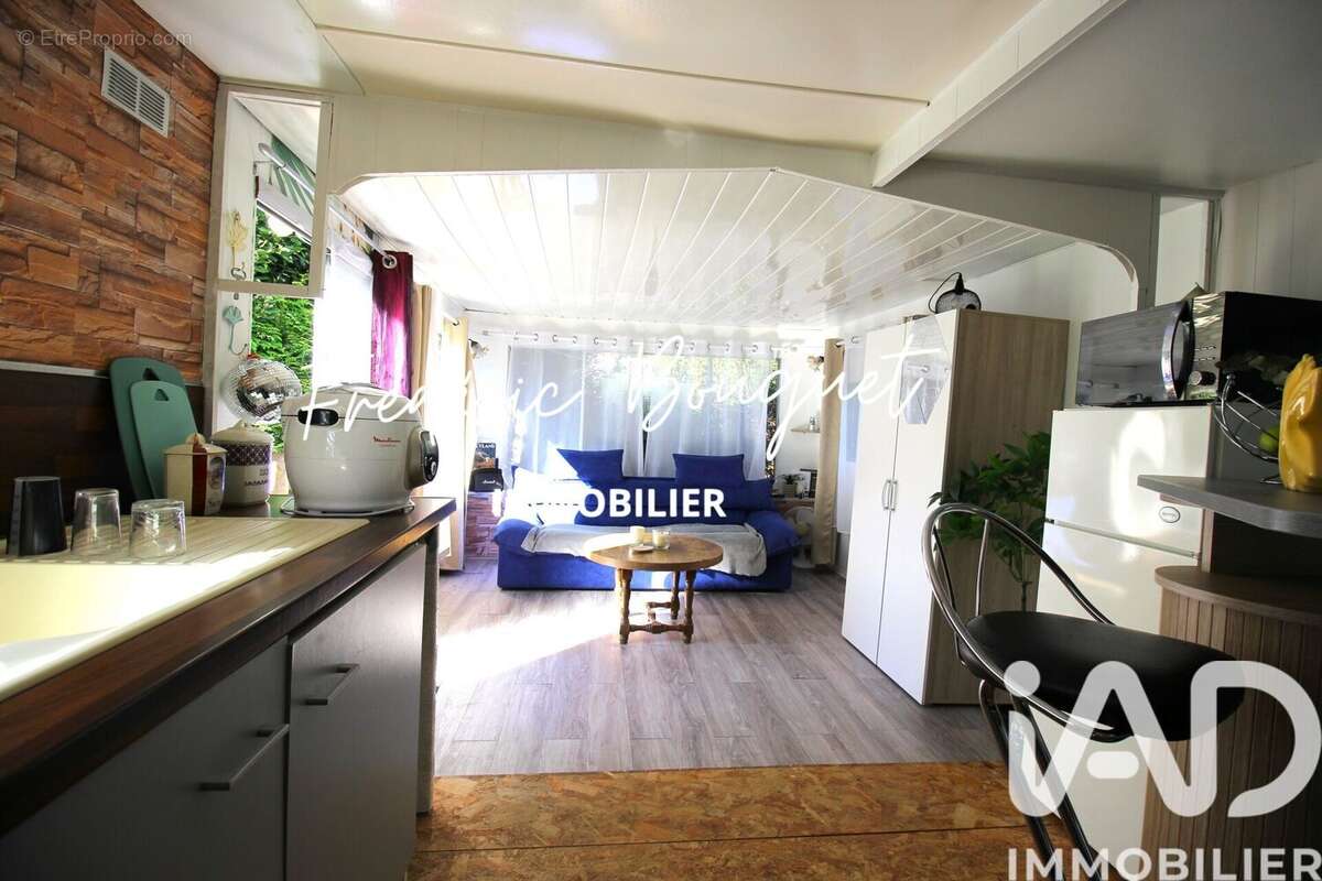 Photo 7 - Terrain à CONDE-SAINTE-LIBIAIRE