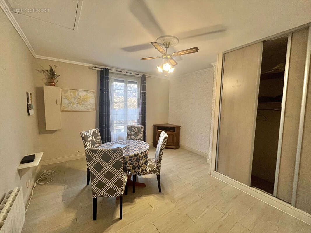 Appartement à LE RAINCY