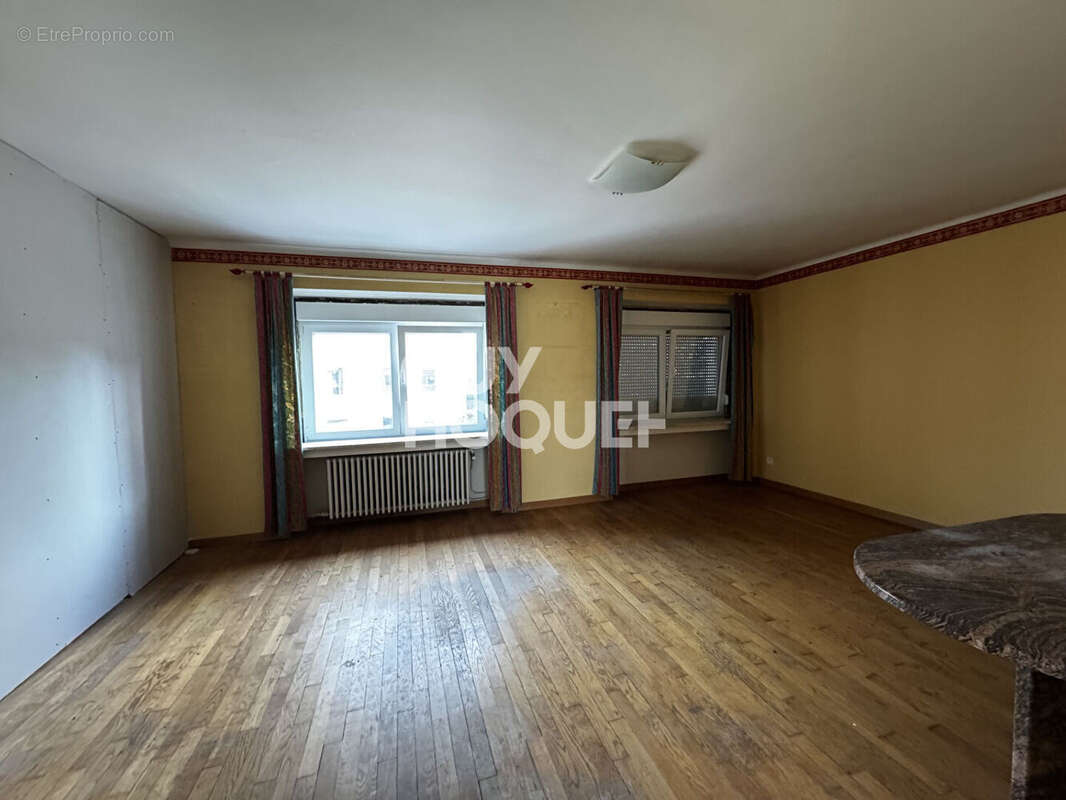 Appartement à AUMETZ