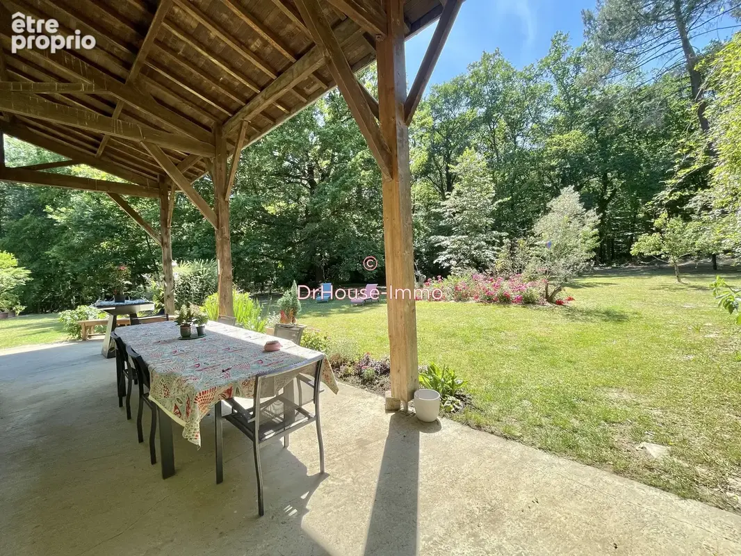 Maison 8 pièces 315 m² à vendre à Blasimon (33540) - photo 21