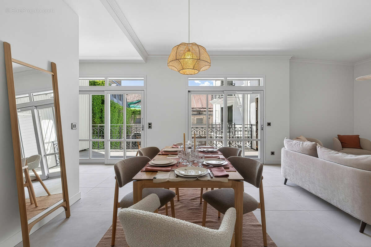 Appartement à AIX-LES-BAINS