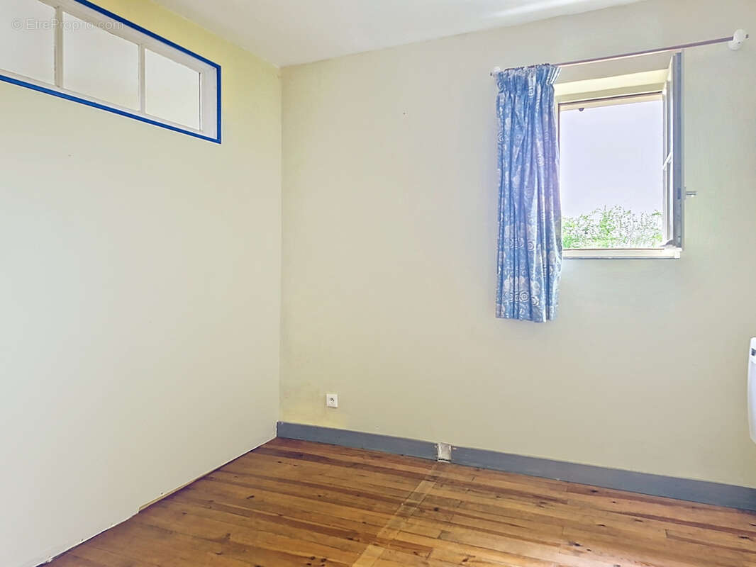 Maison à SAINTE-RADEGONDE