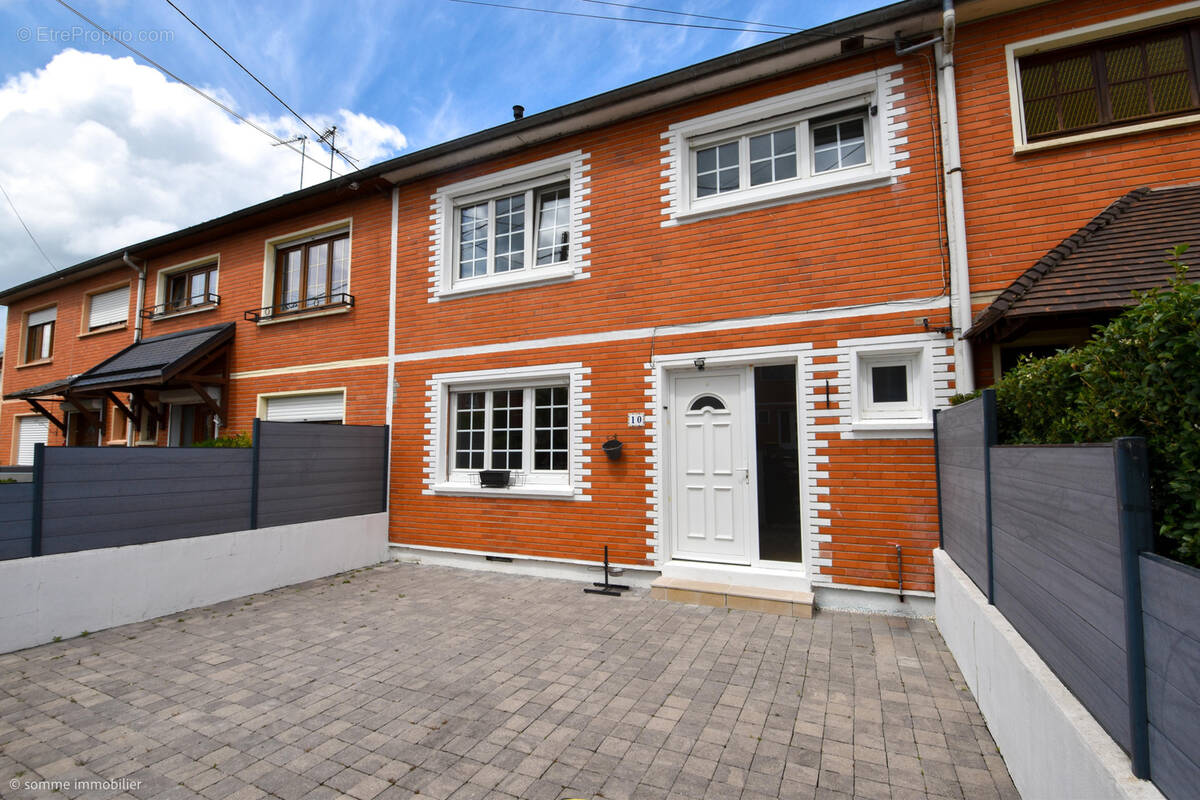 Maison à AILLY-SUR-SOMME