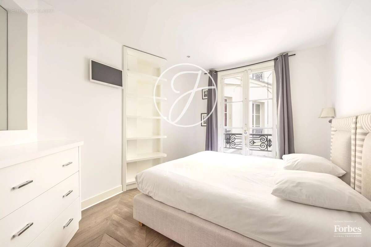 Appartement à PARIS-6E