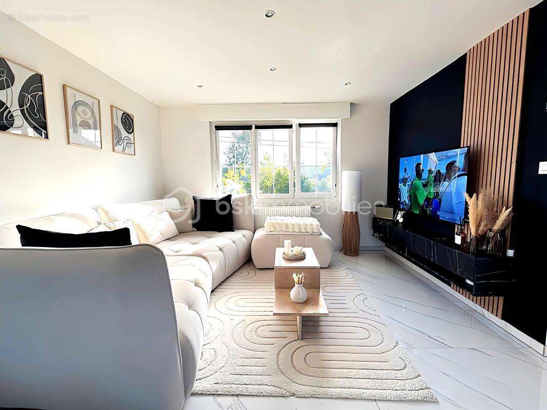 Maison à NEUVILLE-SUR-ESCAUT