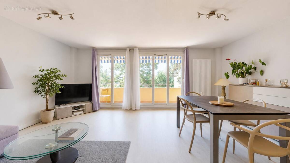 Appartement à FRANCHEVILLE