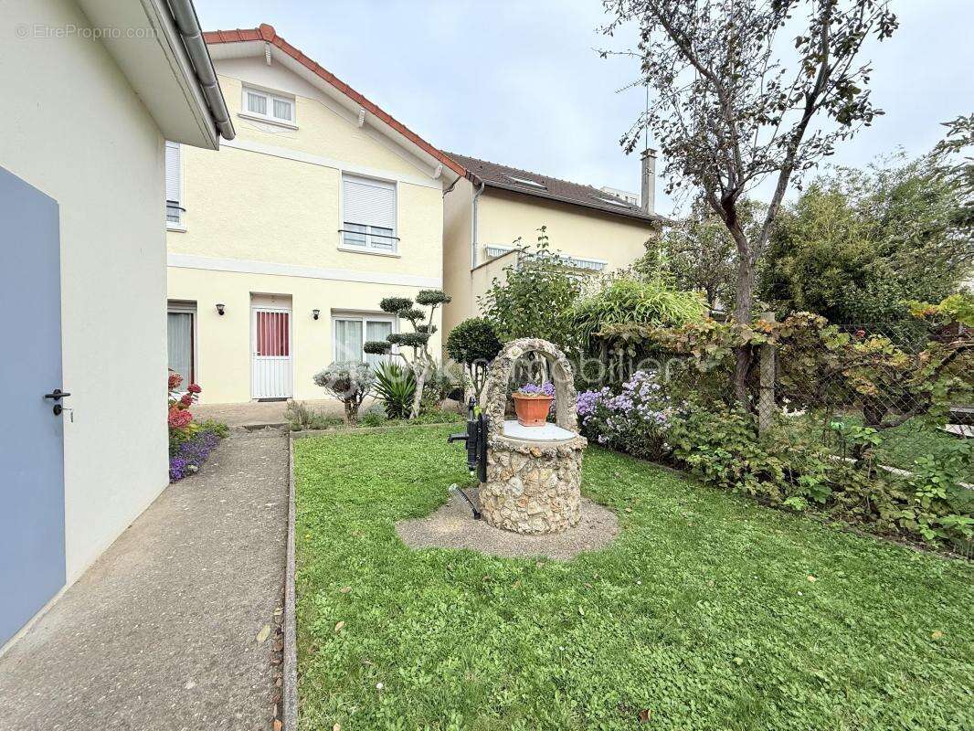 Maison non mitoyenne  106m²  6 pièces édifiée sur une parcelle de 270m² avec jardin et dépendances aux portes de paris - photo 26