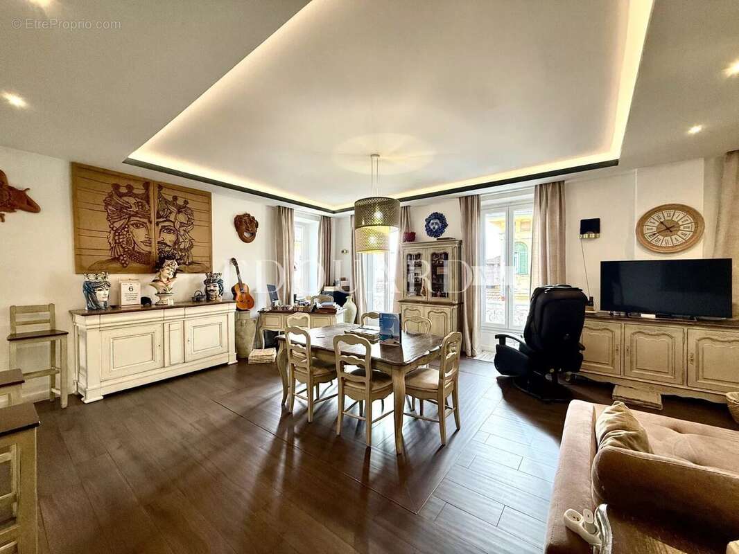 Appartement à MENTON