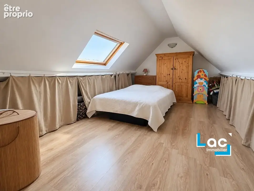 Maison 8 pièces 152 m² à vendre à Croix (59170) - photo 9