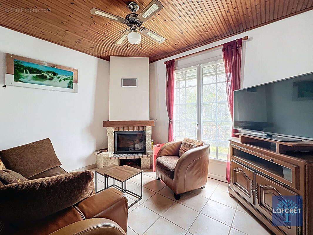 Maison à SAINT-REVEREND