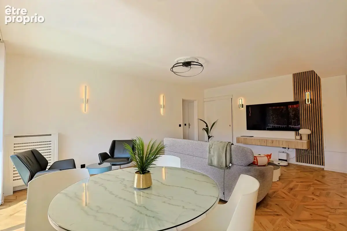A Vendre - 2 Pièces 53m2 entièrement rénové - photo 7