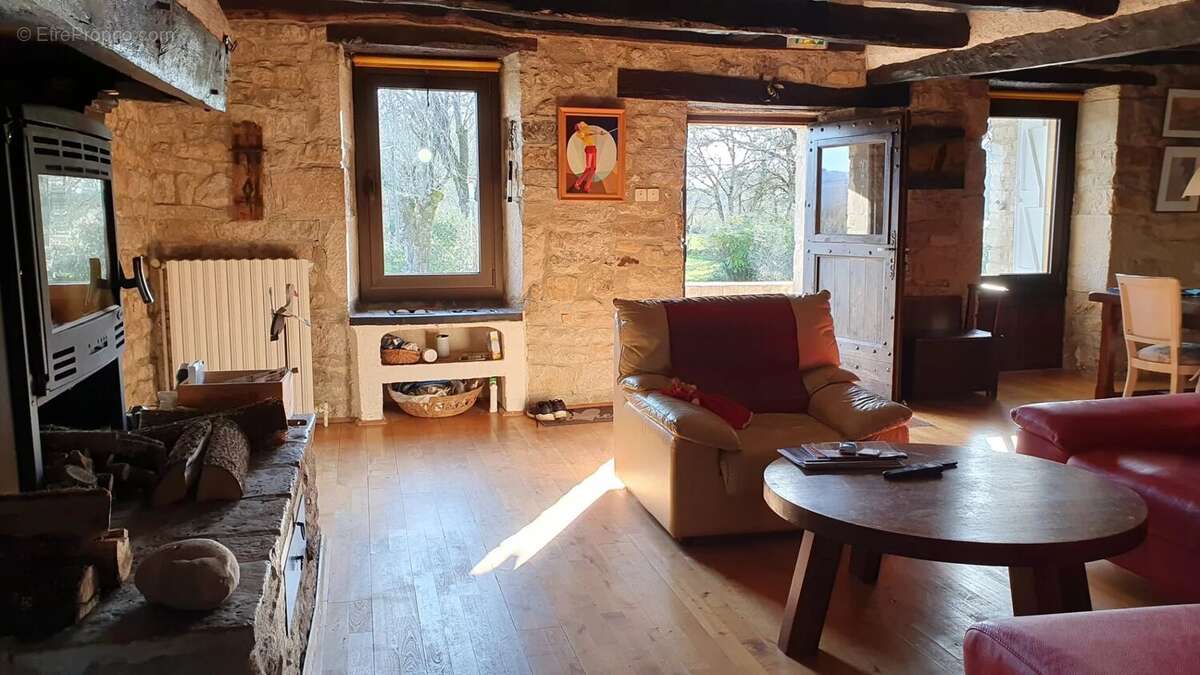 Maison à SAINT-ANTONIN-NOBLE-VAL