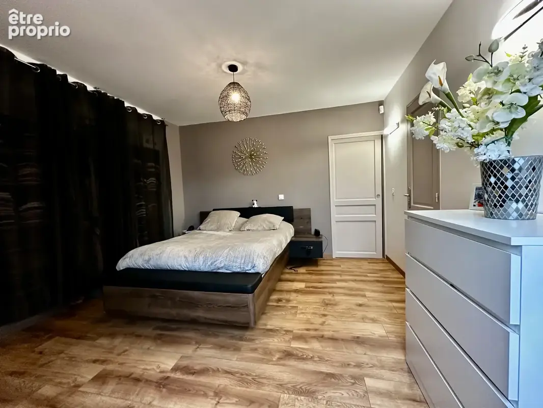 Maison individuelle 170 M2 avec sous-sol total , 4 chambres . - photo 13