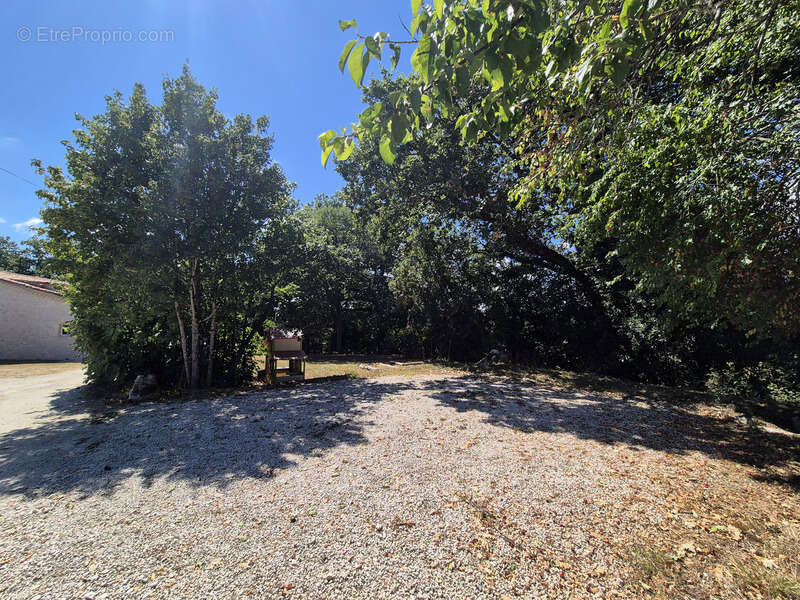 Authentique maison en pierre rénovée – 157 m² – Charme, confort et campagne gersoise - photo 17