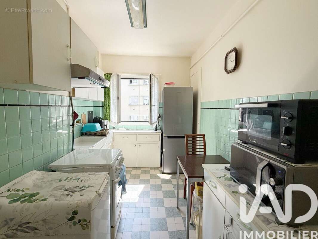 Appartement 64 m² à Issy-Les-Moulineaux  - photo 5