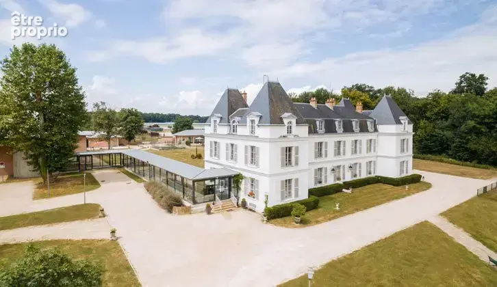 Appartement à BOMBON