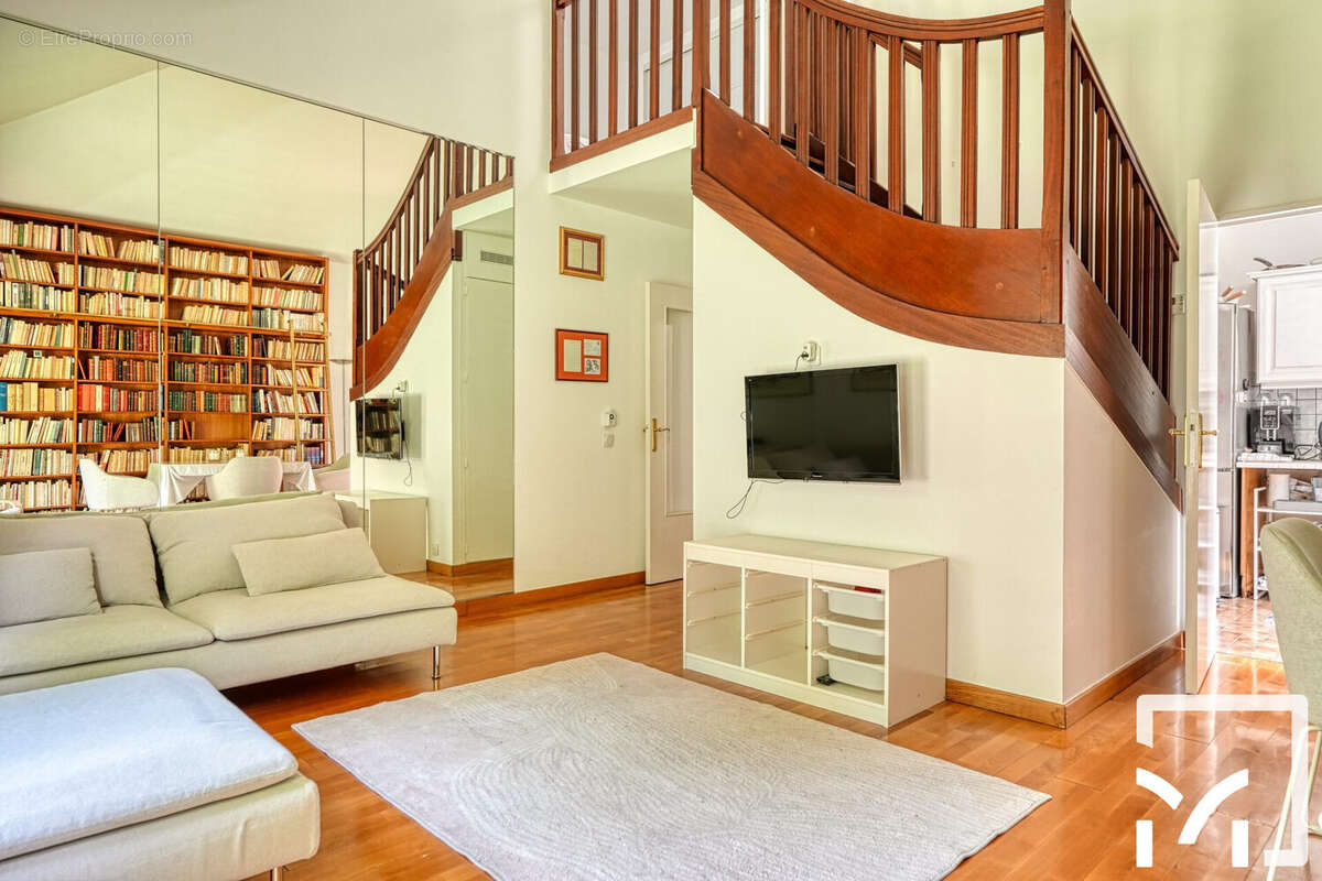Appartement à BOUGIVAL